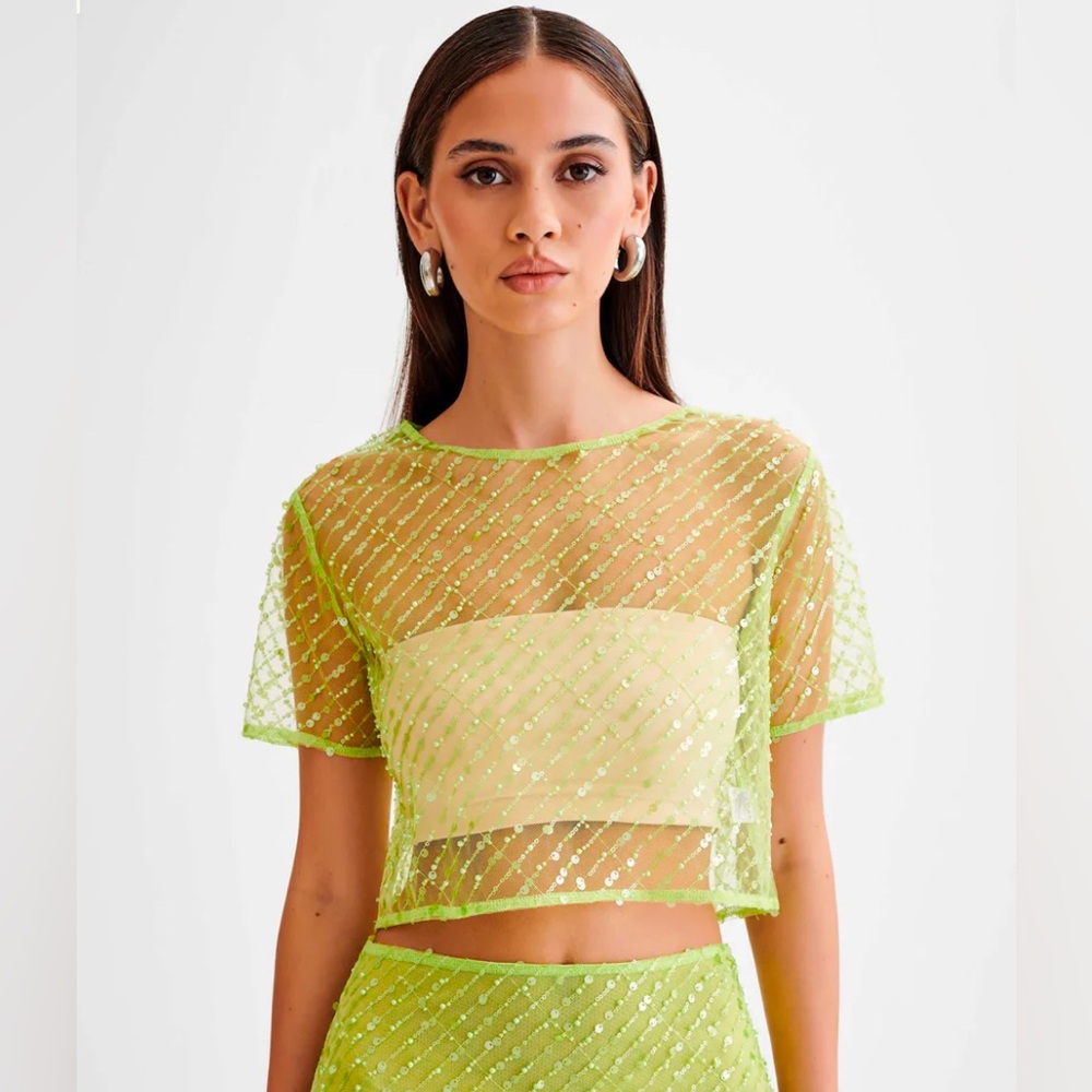 Meshki Brynne Sequin Short Sleeve Top - Parakeet Green